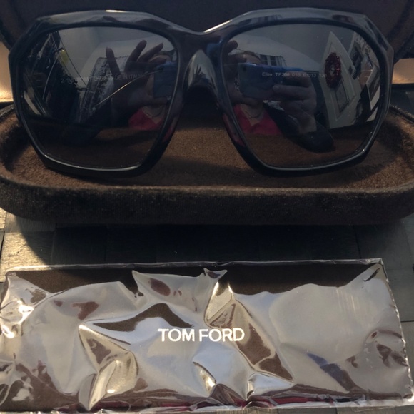 Tom Ford Sunglasses - Picture 4 of 14